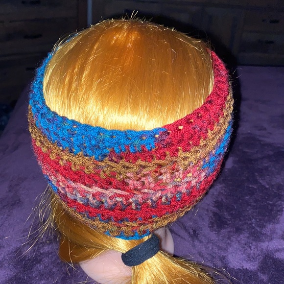 Crocheted headband/ear warmer in multicolor - Picture 3 of 4